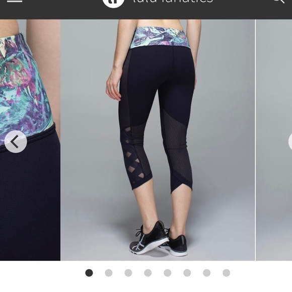 Lululemon Var-City Cropped Navy Blue Floral Workout Pants Sz 4 - Picture 7 of 7